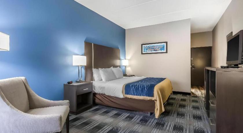 Comfort Inn Cleveland Airport Middleburg Heights Exterior foto