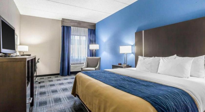 Comfort Inn Cleveland Airport Middleburg Heights Exterior foto