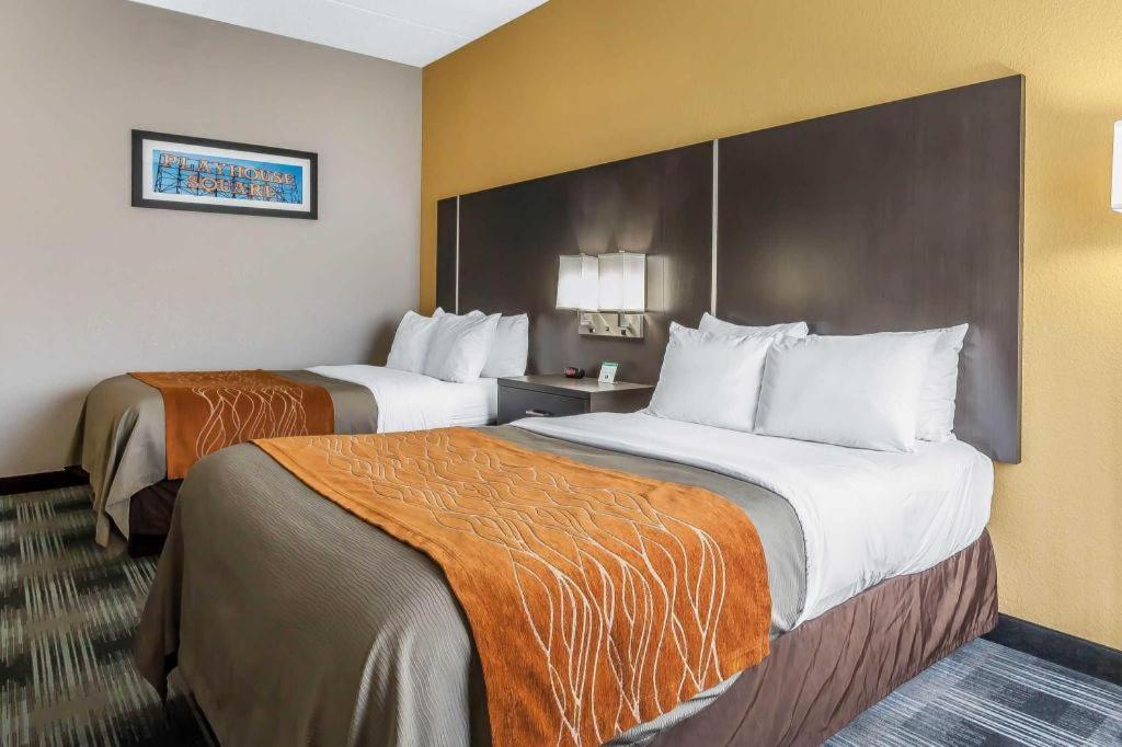 Comfort Inn Cleveland Airport Middleburg Heights Exterior foto